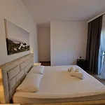 Hotel Queen Margaret Seaside 4*