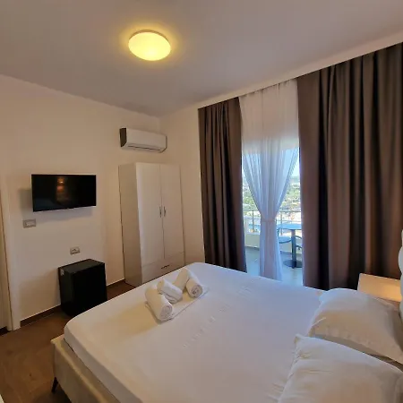 Queen Margaret Seaside 4*