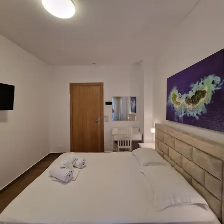 Queen Margaret Seaside 4*
