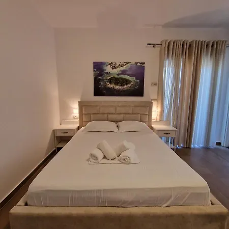 Queen Margaret Seaside