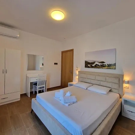 Szálloda Queen Margaret Seaside 4*