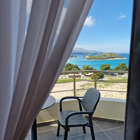 Queen Margaret Seaside 4*