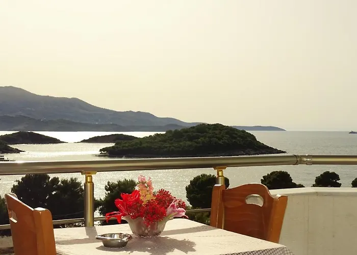 Queen Margaret Seaside Hotel