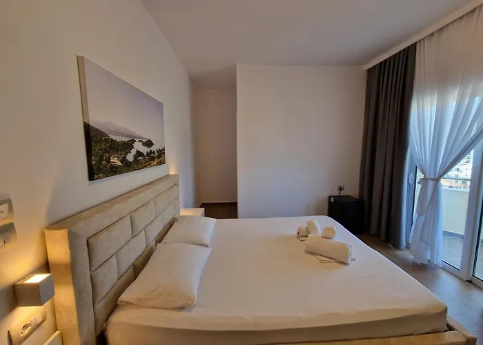 Hotel Queen Margaret Seaside 4*