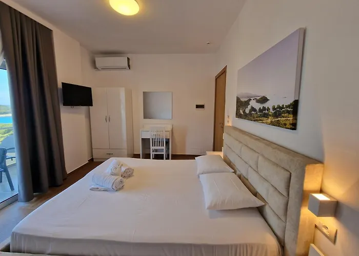 Queen Margaret Seaside 4* Ksamil