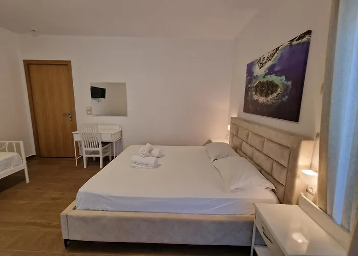 Hotel Queen Margaret Seaside Ksamil