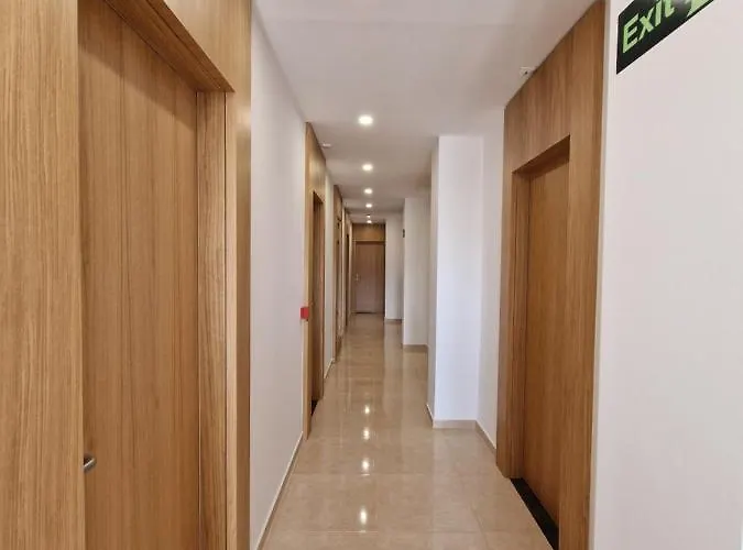 Queen Margaret Seaside Ksamil