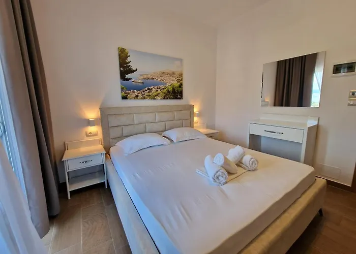 Queen Margaret Seaside Ksamil